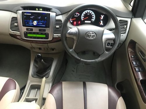 Used 2014 Toyota Innova 2.5 V Diesel 7-seater for sale