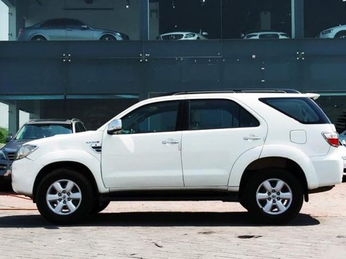 Used 2011 Toyota Fortuner 4x4 MT for sale
