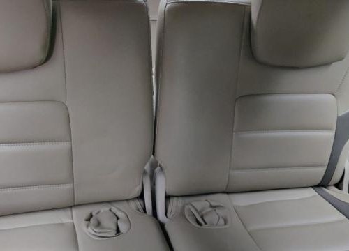 Good as new Toyota Innova 2.5 V Diesel 7-seater for sale 