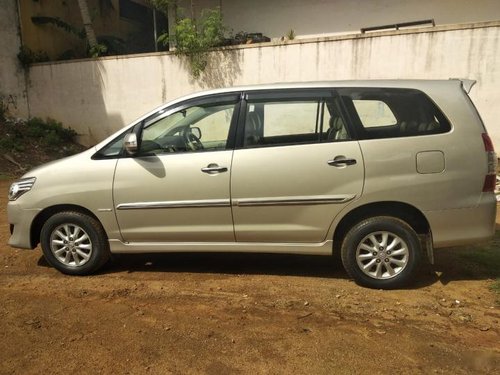 Good as new 2013 Toyota Innova for sale at low price