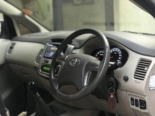 Used 2014 Toyota Innova 2.5 V Diesel 7-seater for sale