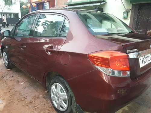 Used 2014 Honda Amaze car at low price