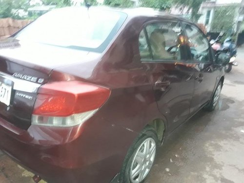 Used 2014 Honda Amaze car at low price