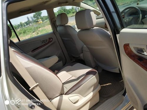 Good as new Toyota Innova 2.5 V Diesel 8-seater