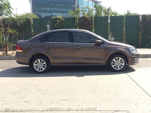 Volkswagen Vento 1.5 Highline Plus AT 16 Alloy by owner