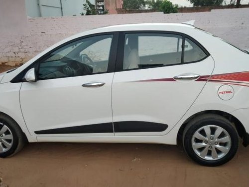 Used 2015 Hyundai Xcent car at low price