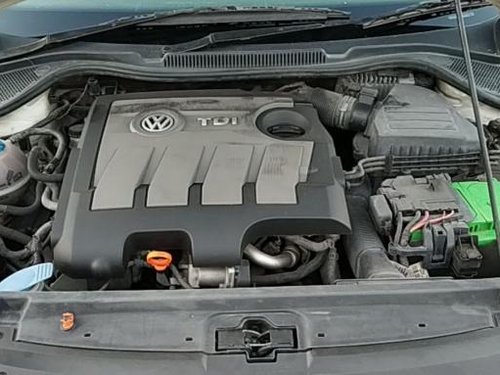 Used 2011 Volkswagen Vento car at low price