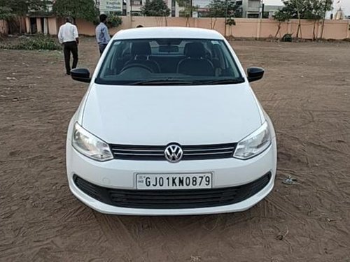 Used 2011 Volkswagen Vento car at low price