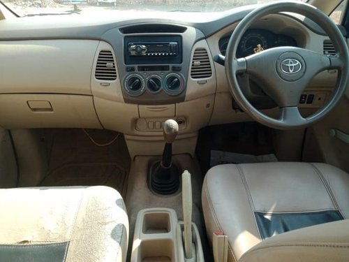 Used Toyota Innova 2004-2011 2005 for sale at low price
