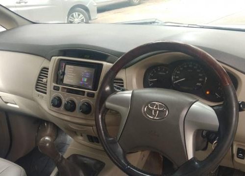 Used 2013 Toyota Innova car at low price in Mumbai