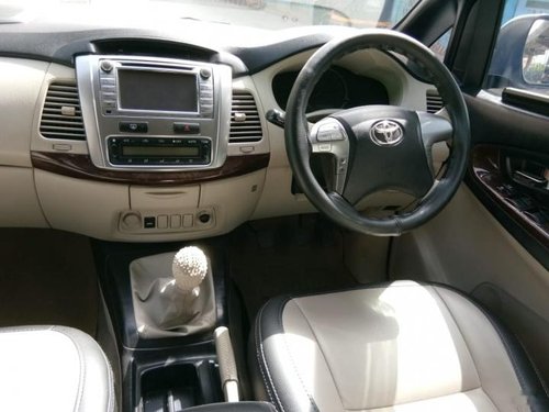 Good as new 2014 Toyota Innova for sale