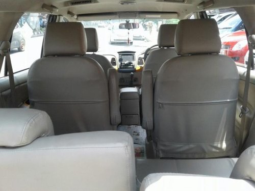 Used Toyota Innova 2.5 VX 7 STR BSIV 2011 by owner