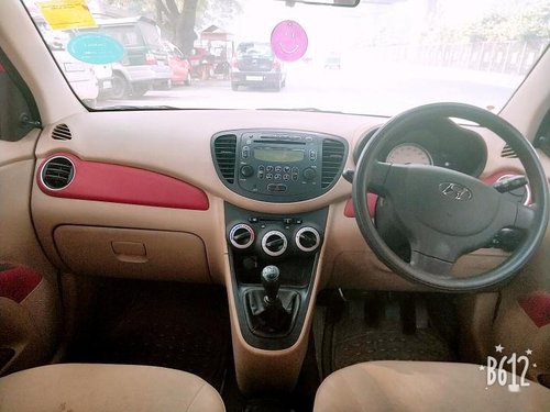 Used Hyundai i10 car at low price