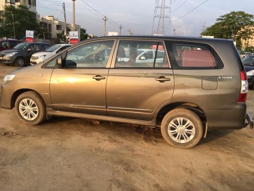 Toyota Innova 2.5 G (Diesel) 8 Seater BS IV by owner