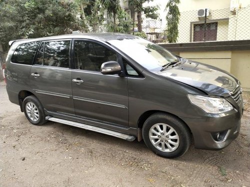 Good as new Toyota Innova 2004-2011 2012 for sale