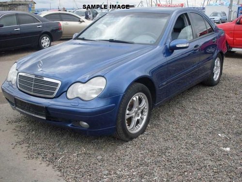 Good as new Mercedes-Benz C-Class 180 Classic by owner 