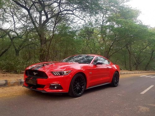 Ford Mustang V8