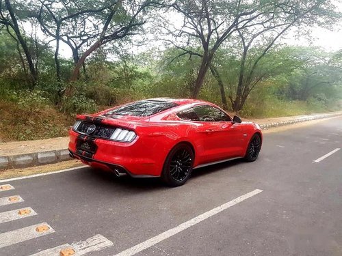 Ford Mustang V8