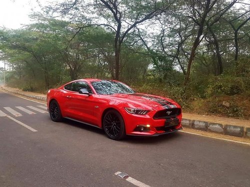 Ford Mustang V8