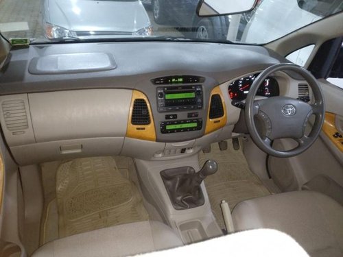 Used Toyota Innova 2004-2011 car at low price