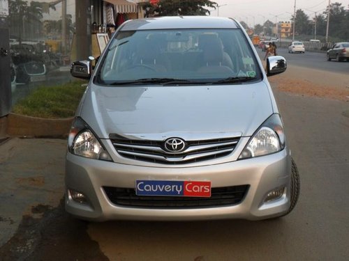 Used Toyota Innova 2004-2011 car at low price