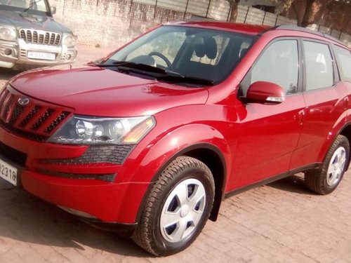 Mahindra XUV500 W6 2WD by owner 