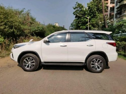 Toyota Fortuner 2.8 4WD AT 2016 for sale