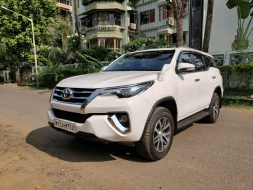 Toyota Fortuner 2.8 4WD AT 2016 for sale