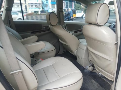 Used Toyota Innova 2014 car at low price