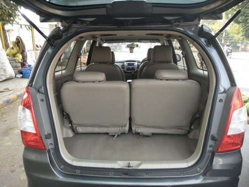 Toyota Innova 2.5 V Diesel 7-seater 2012 for sale