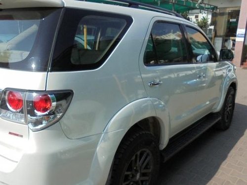 Used Toyota Fortuner 4x2 AT 2015 by owner 