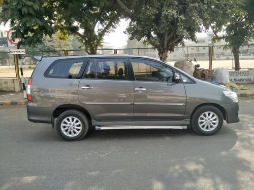 Toyota Innova 2.5 V Diesel 7-seater 2012 for sale