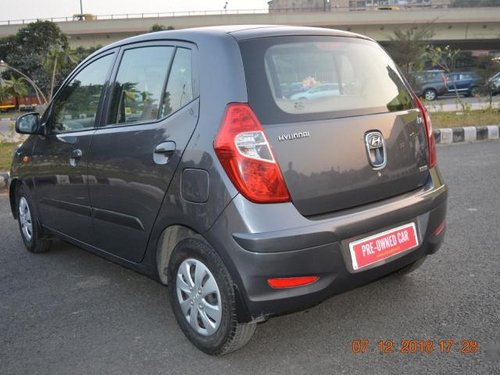 Used Hyundai i10 car at low price