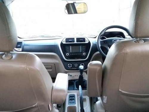 Used Mahindra TUV 300 car at low price