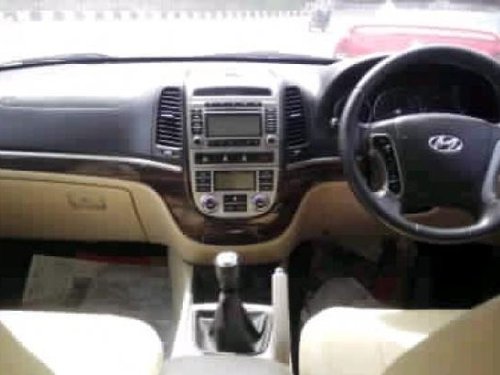 Hyundai Santa Fe 4X2 2012 by owner 