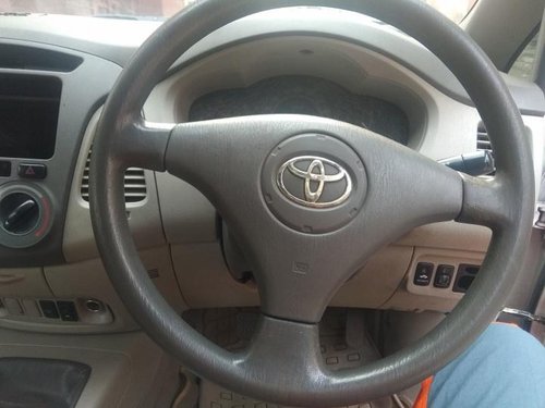 2010 Toyota Innova 2004-2011 for sale at low price