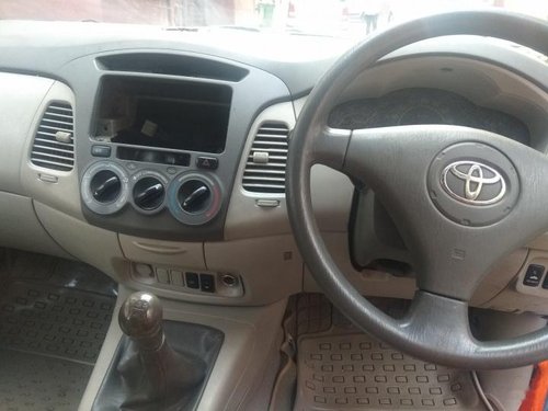 2010 Toyota Innova 2004-2011 for sale at low price