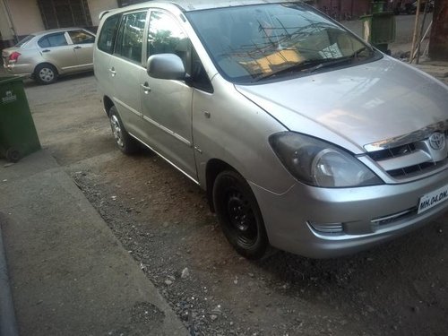 Used Toyota Innova 2008 car at low price