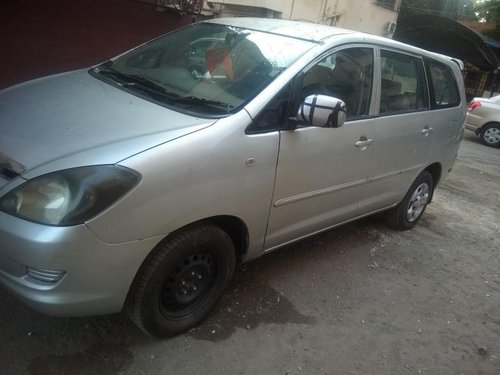 Used Toyota Innova 2008 car at low price