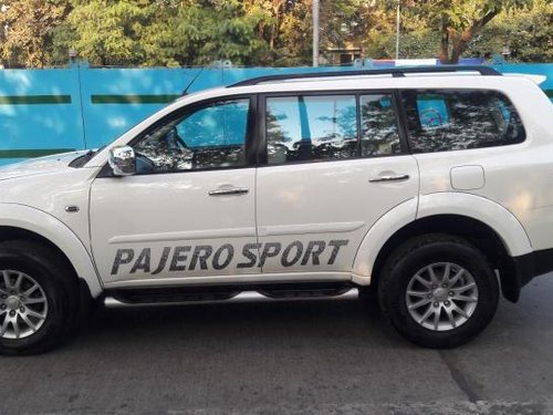 Mitsubishi Pajero Sport Sport 4X2 AT 2015 for sale