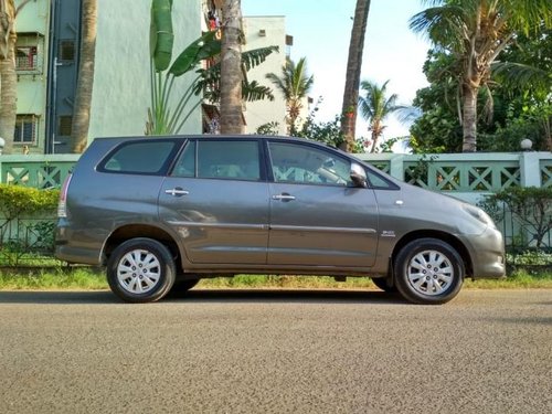 Toyota Innova 2.5 V Diesel 7-seater 2011 for sale