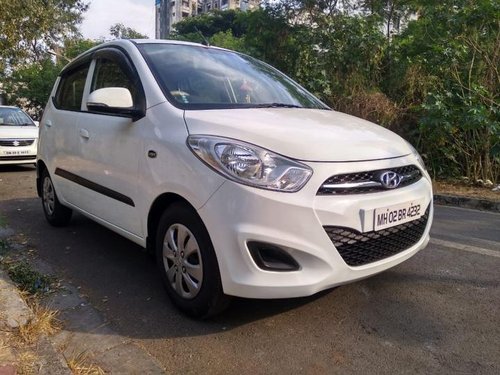 Used Hyundai i10 car at low price