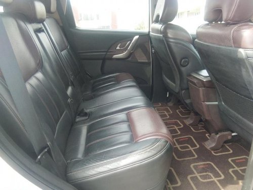 Used Mahindra XUV500 W8 2WD 2012 for sale