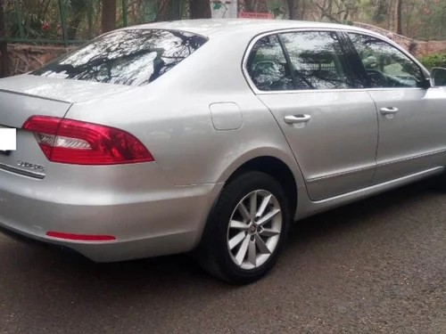 Skoda Superb Elegance 1.8 TSI AT 2015 for sale