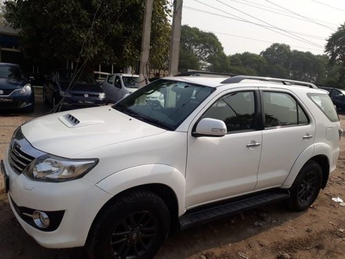 Used Toyota Fortuner 4x2 AT 2015 for sale