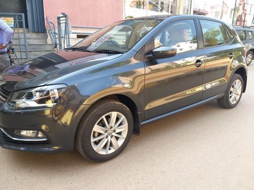 Used Volkswagen Polo 1.2 MPI Highline 2017 by owner 