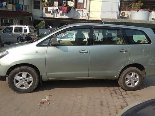 Good Toyota Innova 2004-2011 2008 for sale