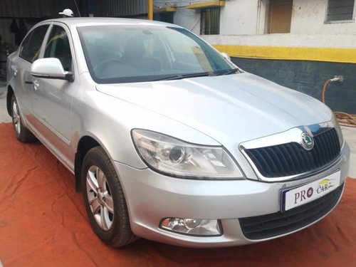 Used Skoda Laura Ambiente 2.0 TDI CR MT 2010 for sale