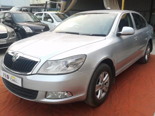 Used Skoda Laura Ambiente 2.0 TDI CR MT 2010 for sale