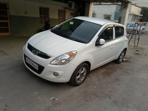 Used Hyundai i20 car at low price